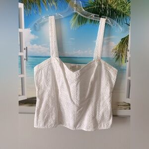 NWT LOFT Women's White Eyelet Crop Top Size 10